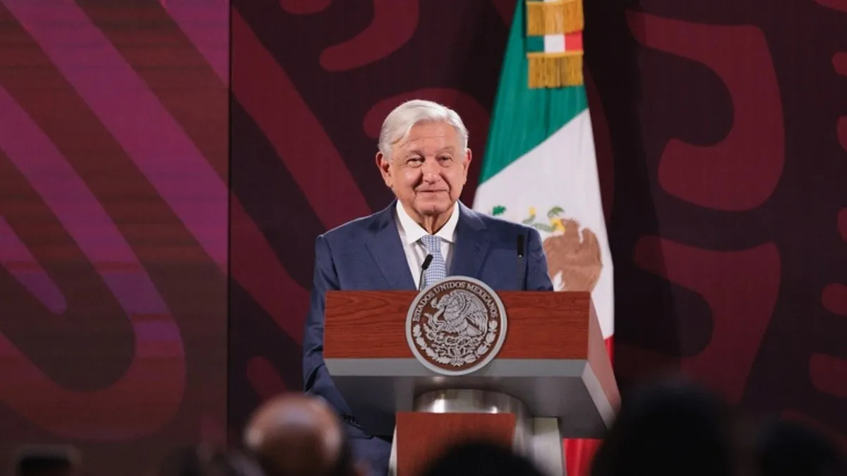 AMLO se desvive en elogios a Delfina Gómez; es una dicha que gobierne el Estado de México, dice