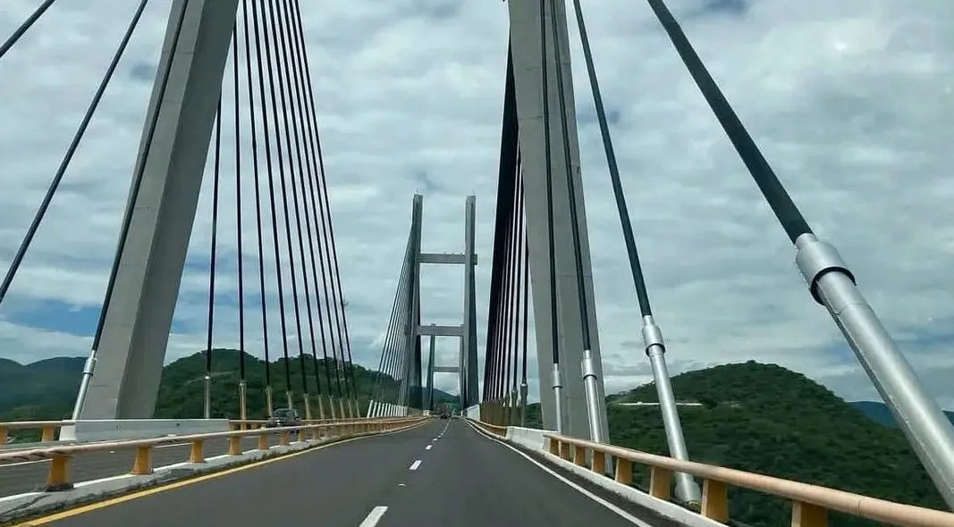 Proponen mantener sin costo Autopista del Sol por Semana Santa
