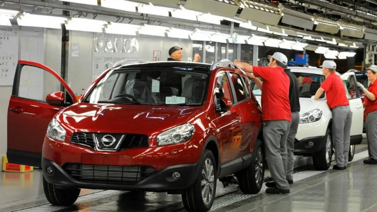 Trump anuncia aranceles del 25% a autos importados