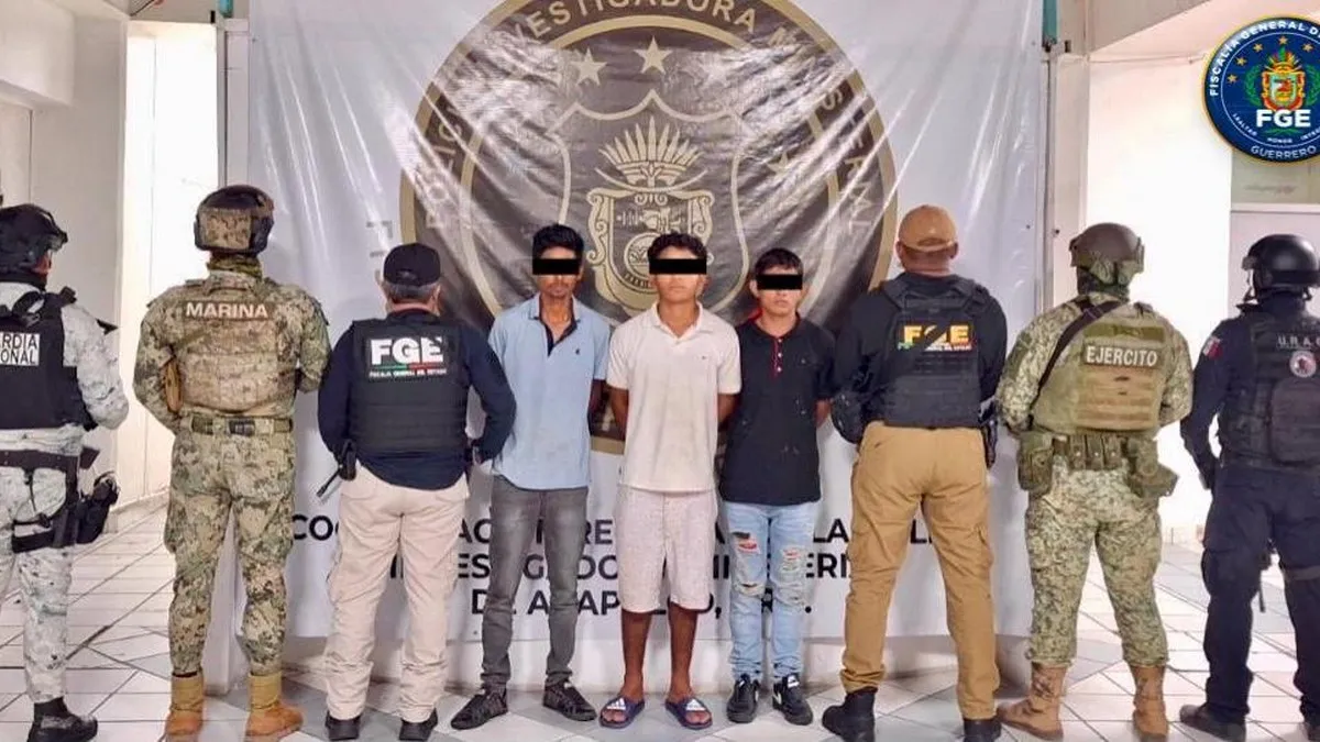 Fiscalía captura a tres hombres por homicidio calificado en la colonia La Mira de Acapulco
