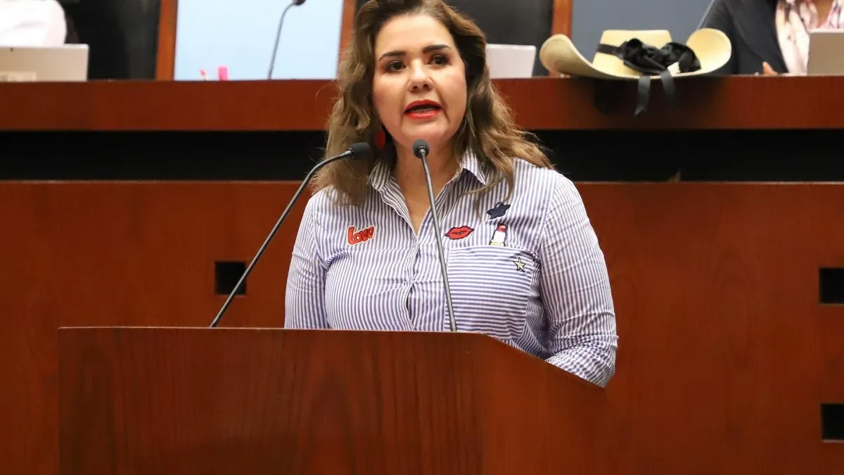 Propone Erika Lührs presea para educadores de Guerrero en honor a Bertha Von Glümer