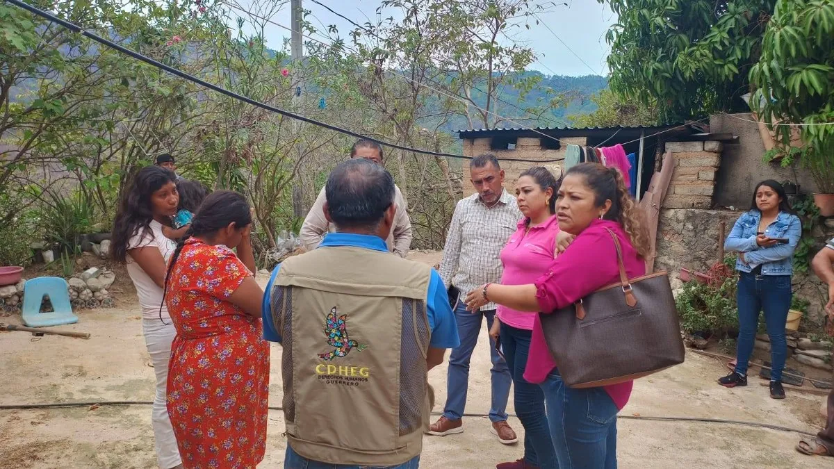 Liberan a tres mujeres y tres menores retenidos en Acatepec, Guerrero