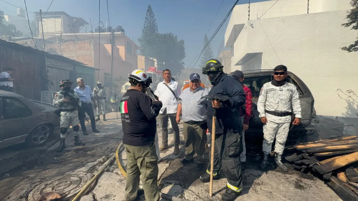 Bomberos de Chilpancingo combaten cuatro incendios simultáneos