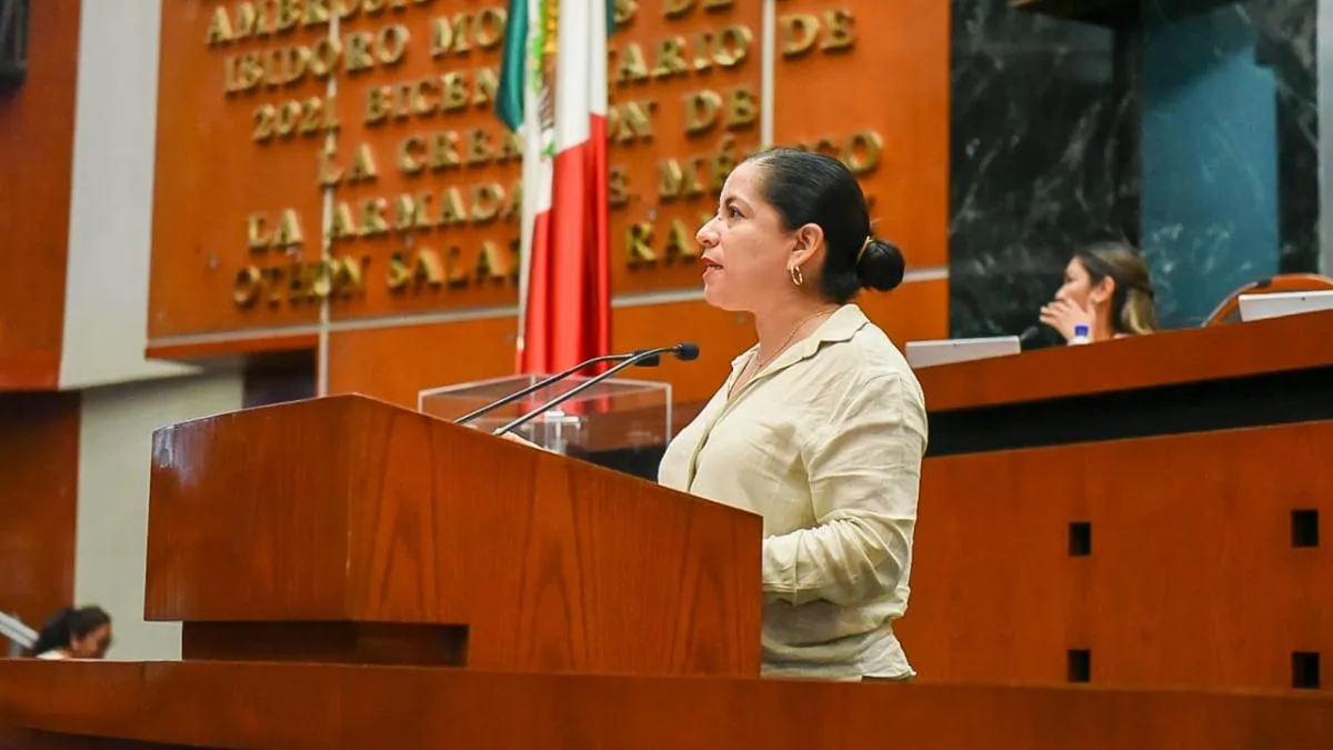 Irene Montiel reconoce labor docente y señala pendientes en educación en Guerrero