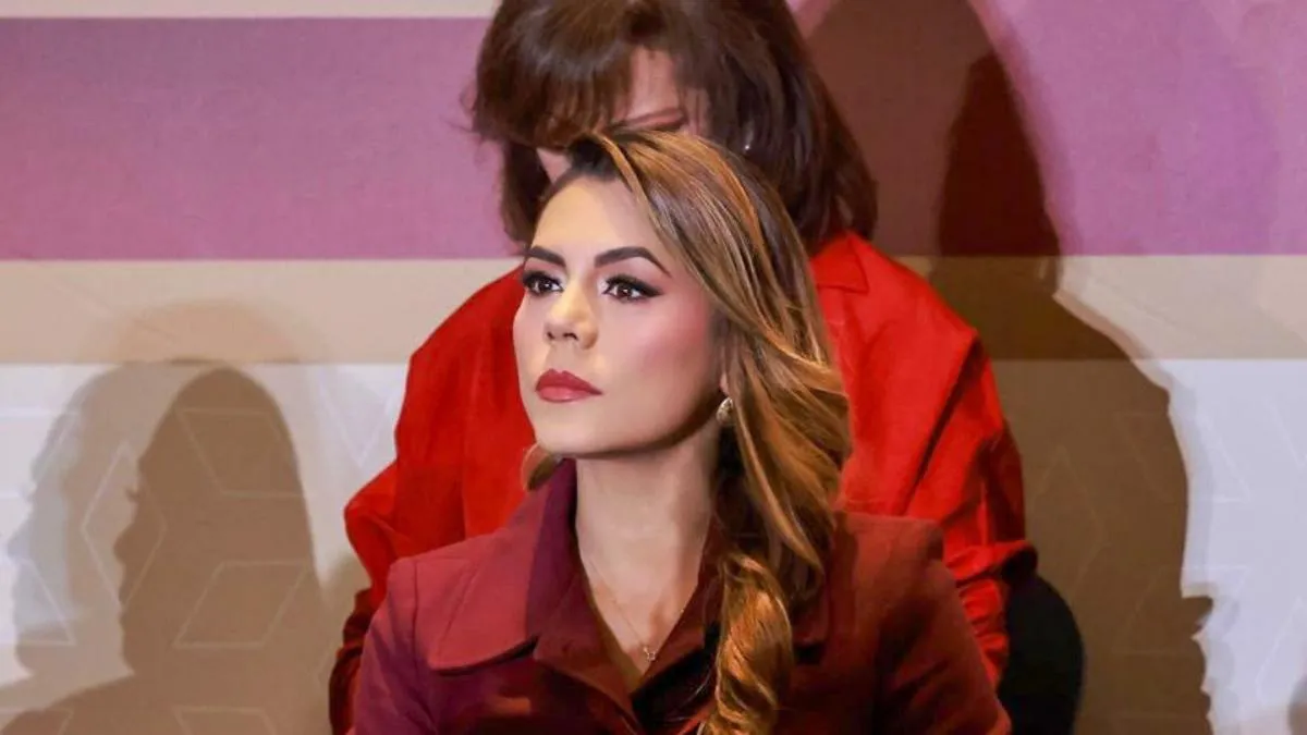 Presenta gobernadora de Guerrero su declaración patrimonial; llama a funcionarios a cumplir