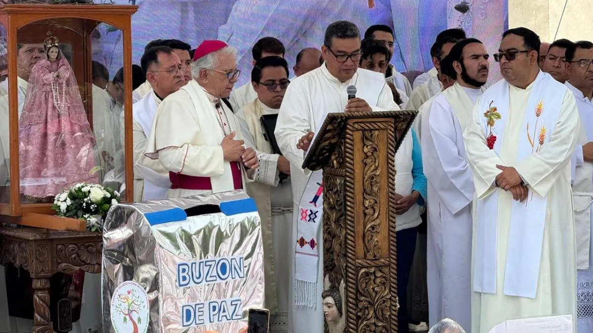 El narco impone condiciones hasta para eventos culturales: Obispo de Cuernavaca