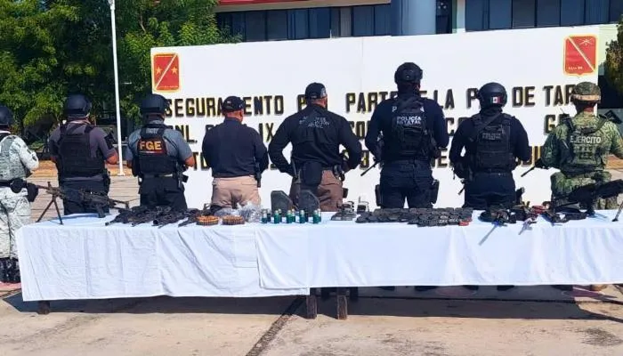 Aseguran armas y vehículo en Tierra Caliente de Guerrero