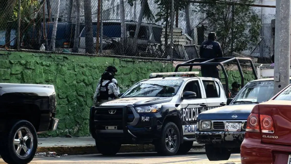 Atacan a balazos a dos trabajadores del IMSS en Acapulco