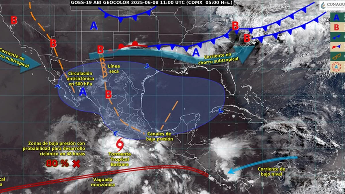 Tormente tropical Bárbara, frente a Guerrero.
