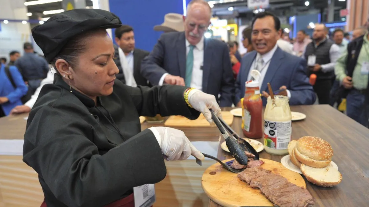México mantiene autosuficiencia en carne de res gracias al trabajo de ganaderos: Sader
