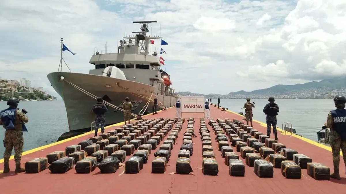 Marina incauta más de 3 toneladas de cocaína en costas de Guerrero, iban en un semisumergible