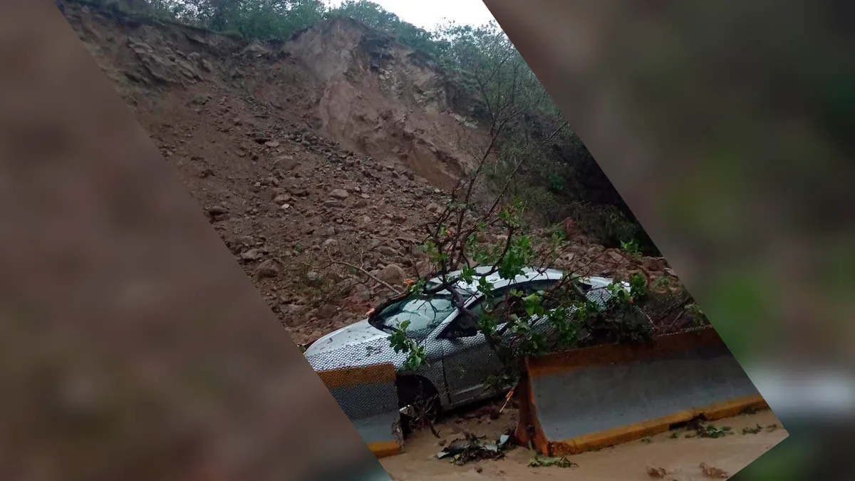 Derrumbe por lluvias cierra  el paso en la Autopista del Sol de Guerrero