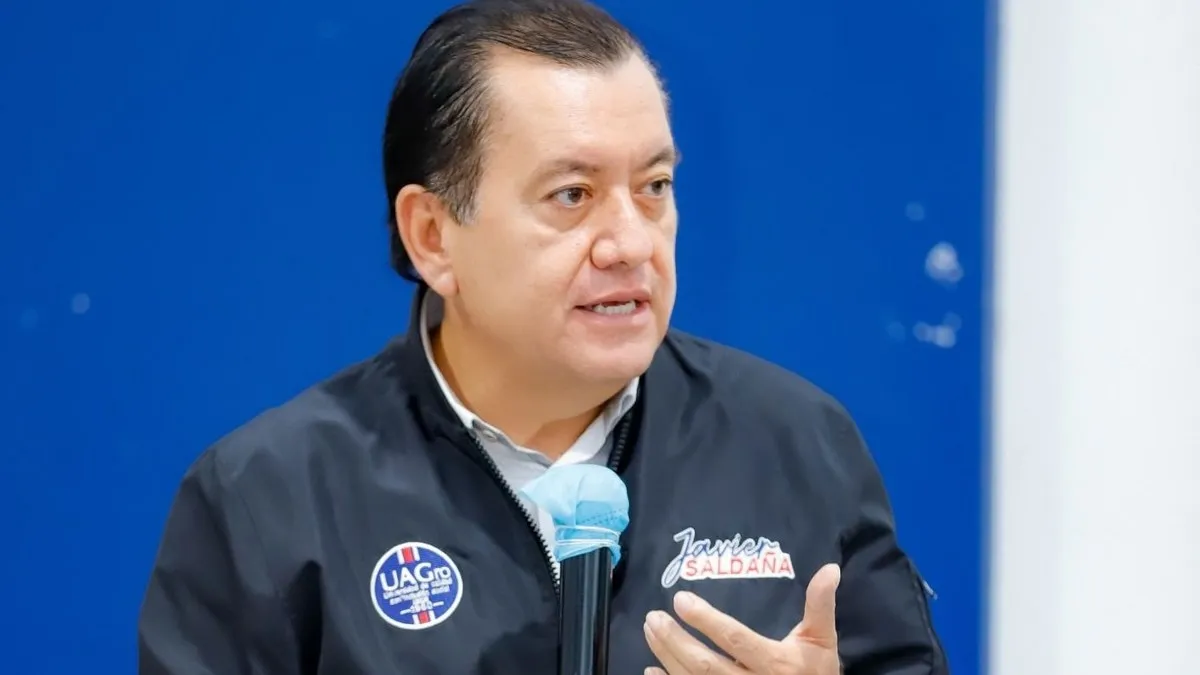 Javier Saldaña respalda rediseño educativo para fortalecer prepas de la UAGro