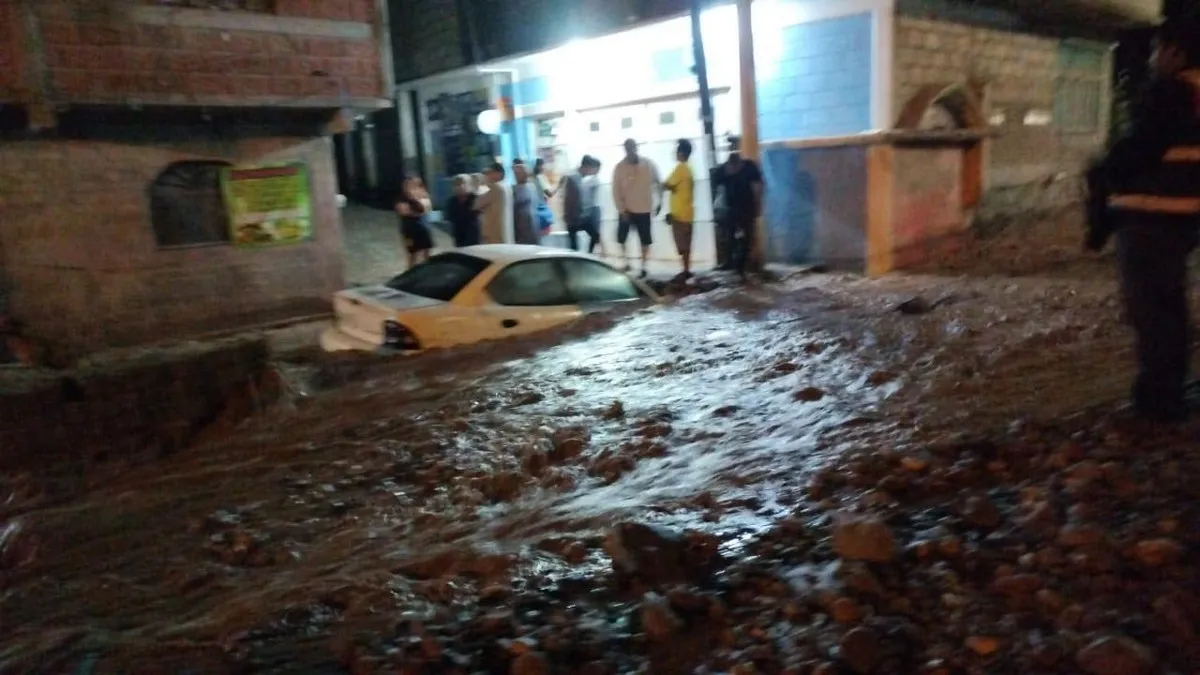 Lluvia atípica sorprende a Chilpancingo y causa severas afectaciones en zona norte