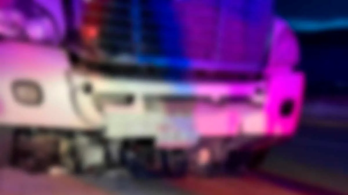 Motociclista fallece arrollado por tráiler en la Autopista del Sol, en Chilpancingo