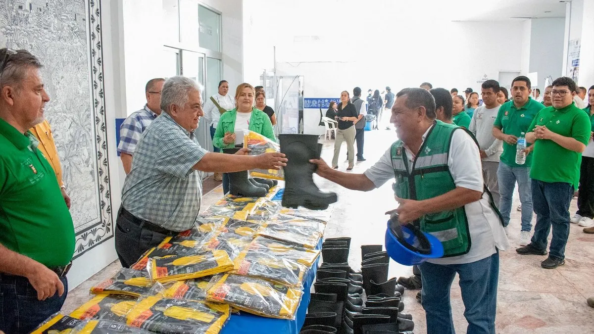 Refuerzan labores ambientales en Chilpancingo con dotación de equipo