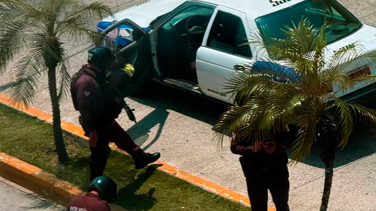 Balean a taxista y pasajera en la Cuauhtémoc de Acapulco, frente al IMSS