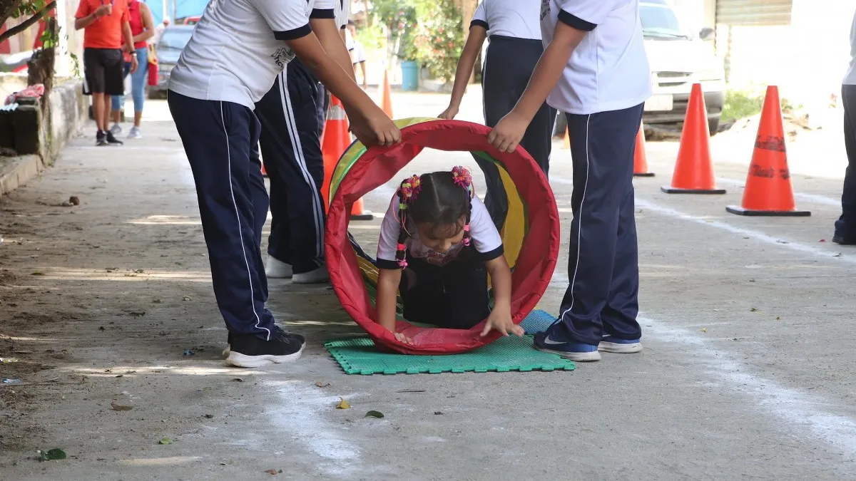 Reanudan actividades educativas en Guerrero tras suspensión por "Flossie"