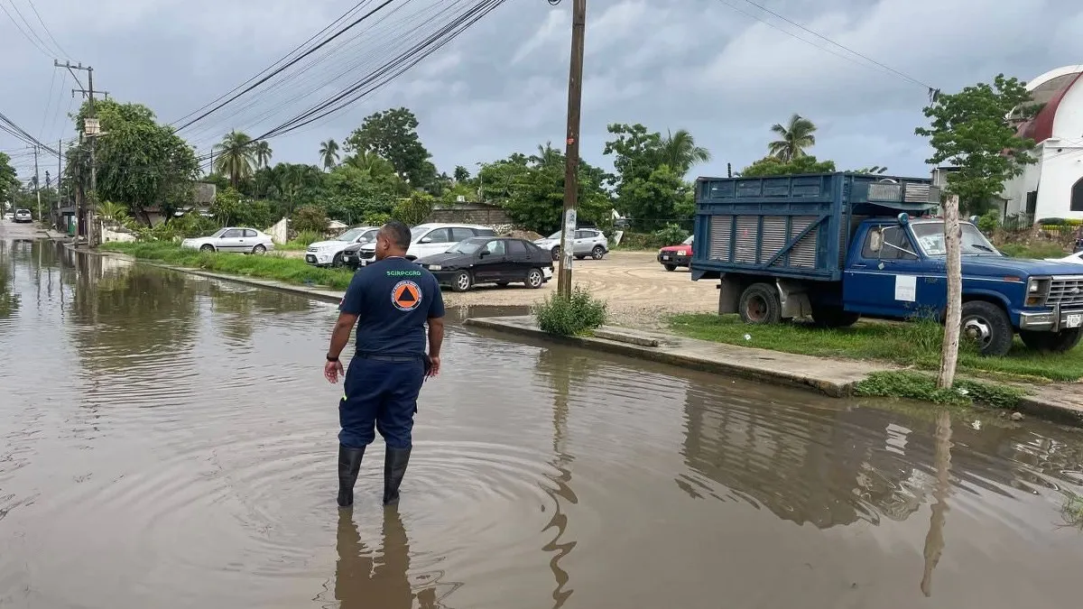 INFONAVIT llama a aplicar seguro de daños tras paso de Flossie en Guerrero