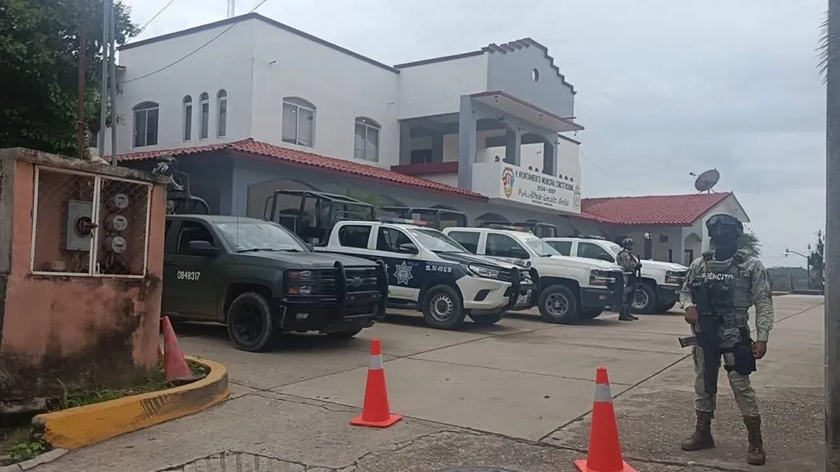 Toma gobierno federal control de la seguridad en Igualapa, Guerrero