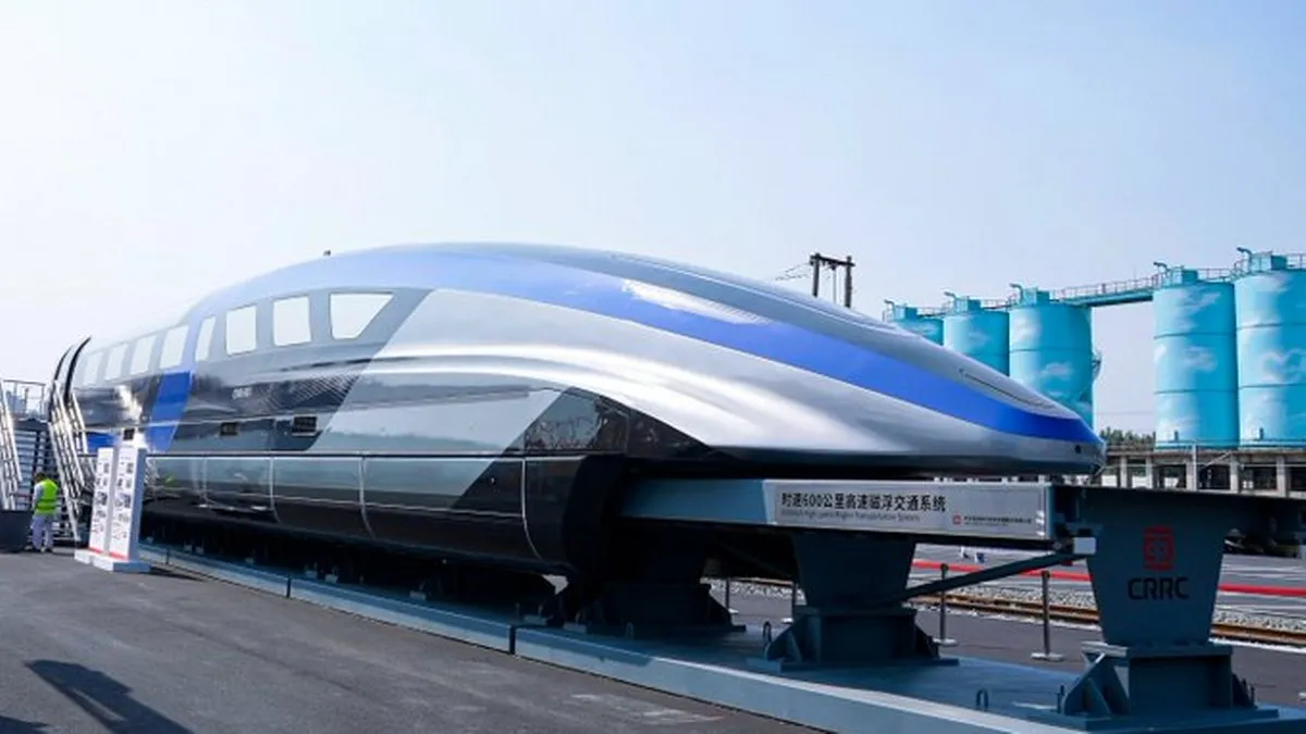 China presenta el tren más rápido del mundo, levita sobre rieles magnéticos a 600 km/h