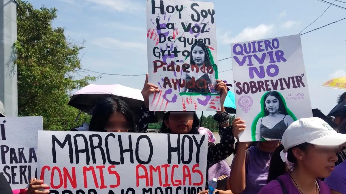 Coyuca de Benítez: Exigen justicia para Yosmara con bloqueo en carretera Acapulco–Zihuatanejo