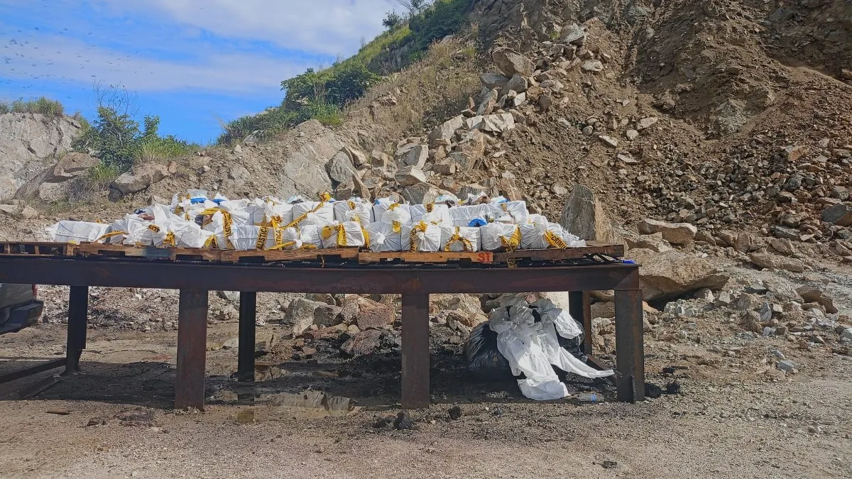 Destruyen en Acapulco tonelada y media de clorhidrato de cocaína