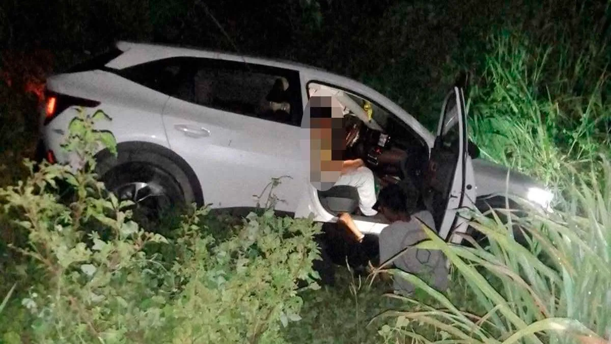 Doctor cae a barranco durante intento de robo en Atoyac, Guerrero