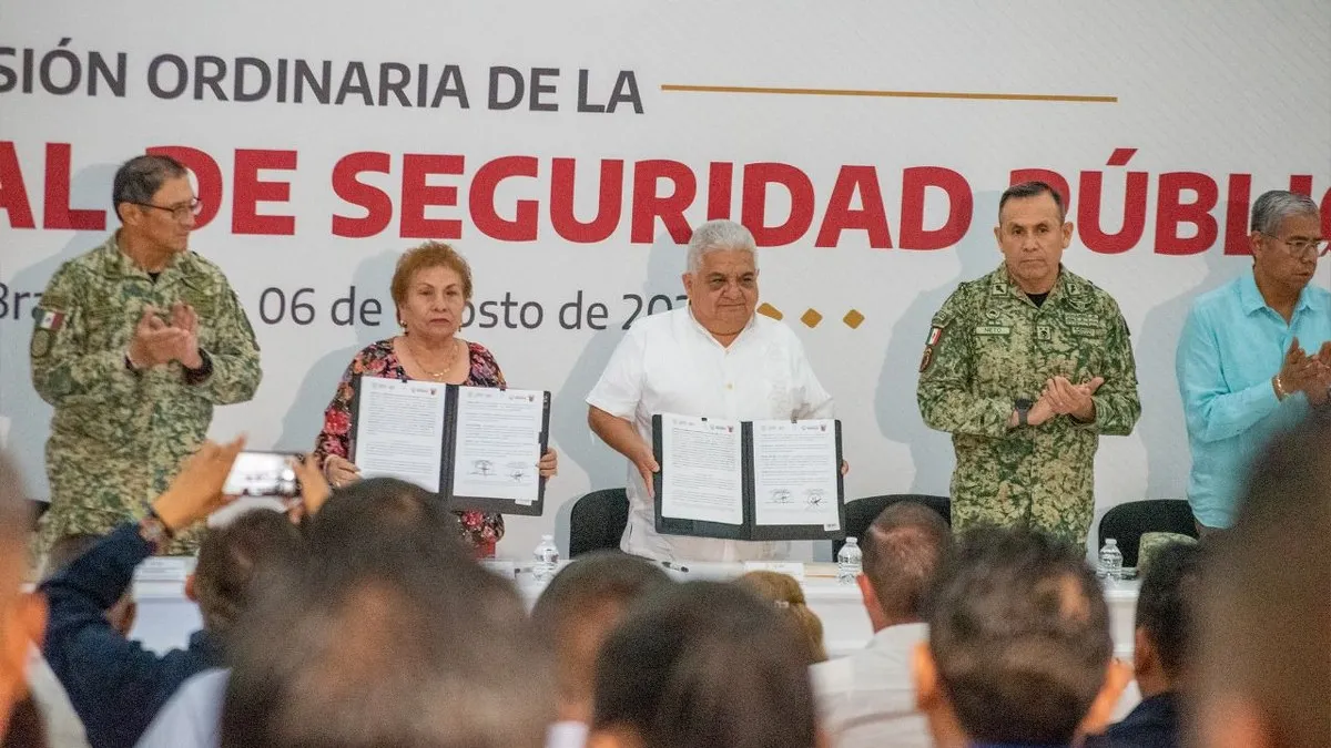 Chilpancingo participa en sesión estatal de seguridad y firma convenio de videovigilancia