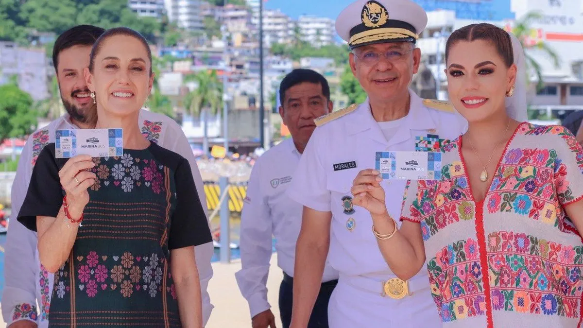 Evelyn Salgado y Sheinbaum abanderan el Marinabús e inauguran recorrido por la bahía