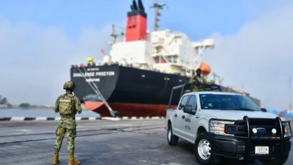 Golpe al "huachicol": Detienen a empresarios y funcionarios por el robo de combustible en Tamaulipas