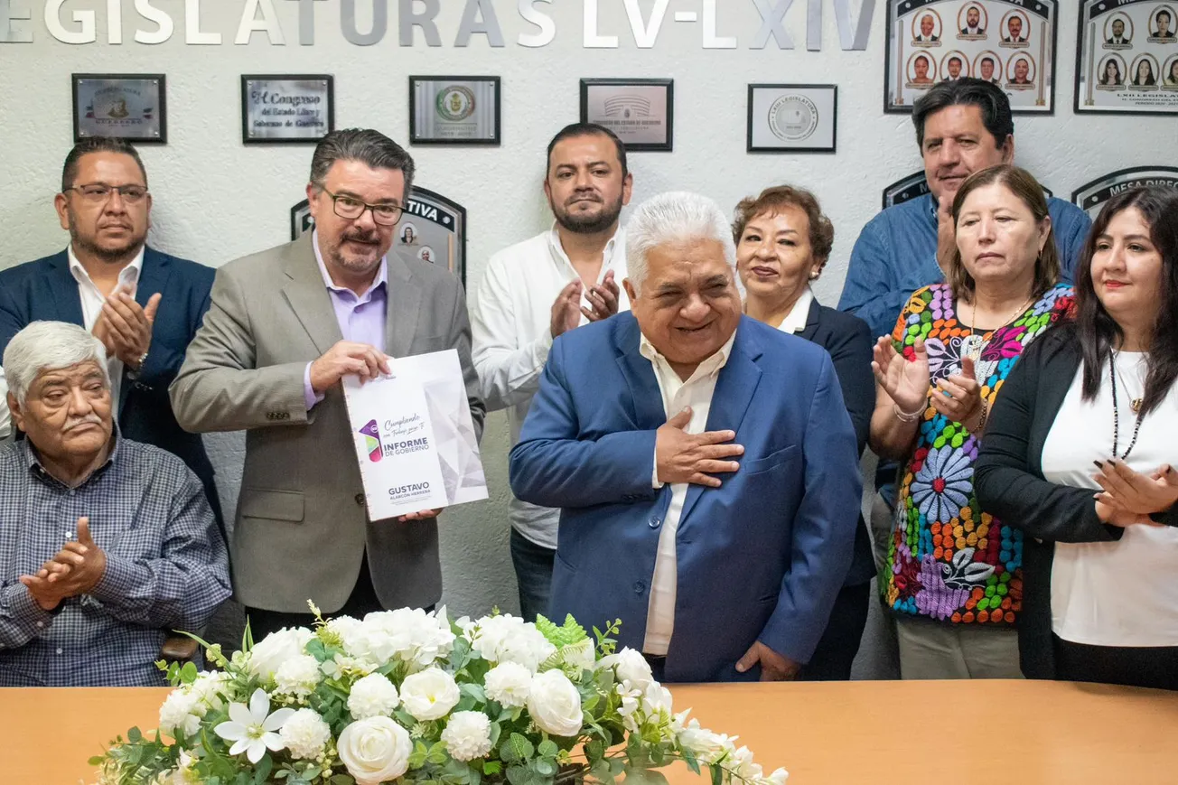 Entrega Gustavo Alarcón su Primer Informe de Gobierno al Congreso de Guerrero