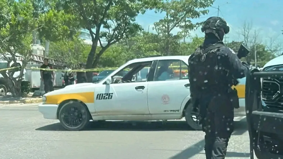 Asesinan a taxista en el bulevar Vicente Guerrero de Acapulco