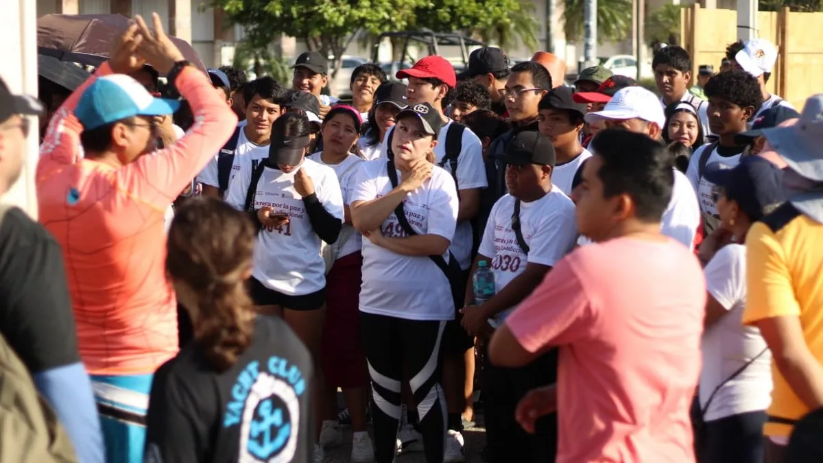 Más de 100 voluntarios participan en segunda brigada de limpieza submarina en Acapulco