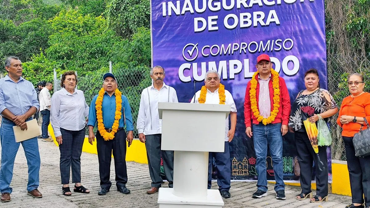 Entrega Ayuntamiento de Chilpancingo encauzamiento en Balcones de Tepango