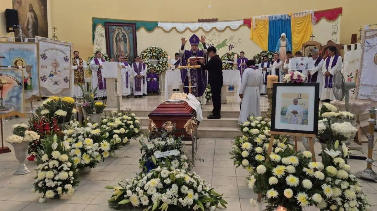 Despiden al padre Bertoldo Pantaleón; exigen justicia y protección a sacerdotes