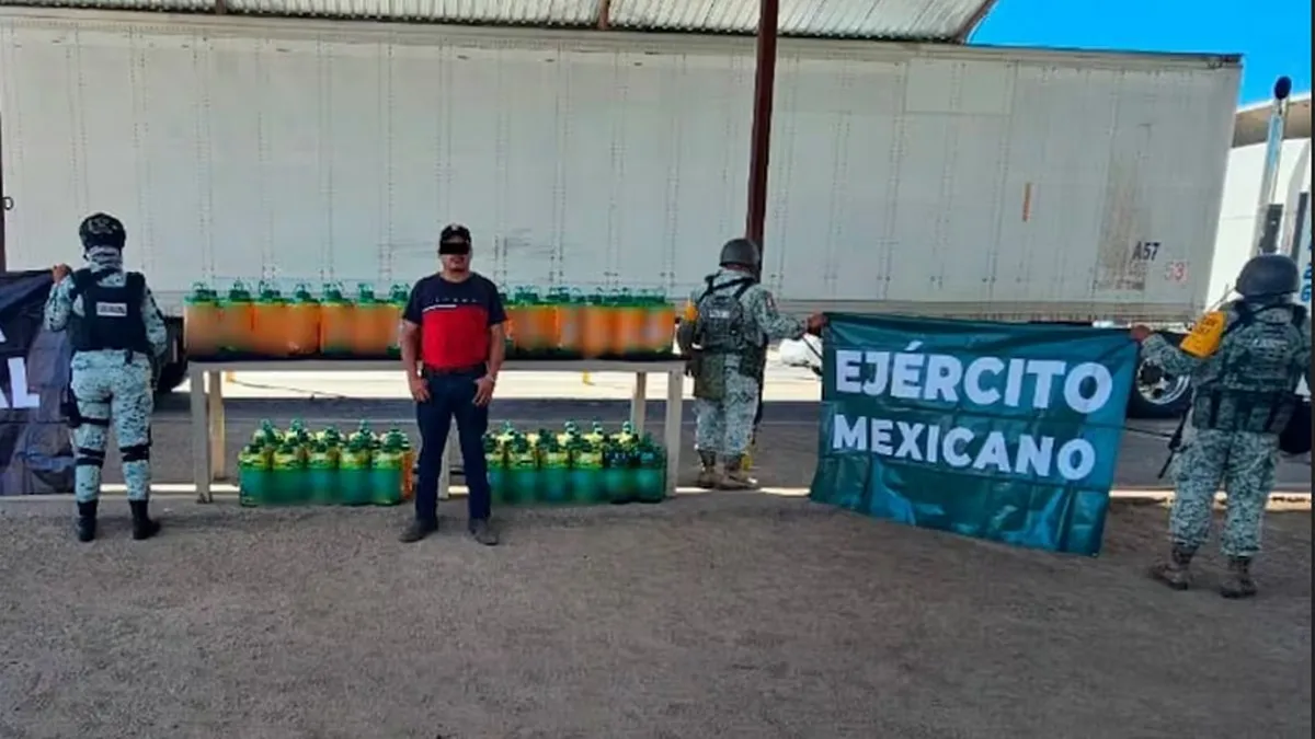 Incautan más de mil litros de metanfetamina líquida oculta en tráiler de 'limpiador multiusos'