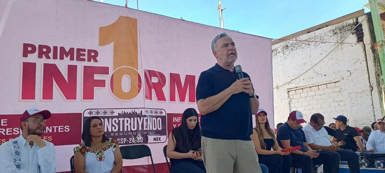 Alfonso Ramírez Cuéllar rinde su primer informe legislativo en Acapulco