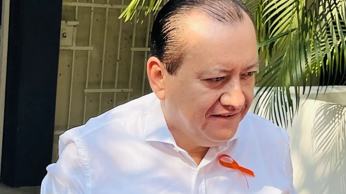 Acusan a rector de la Universidad de Guerrero de “maquillar” dictamen para quedarse en el poder