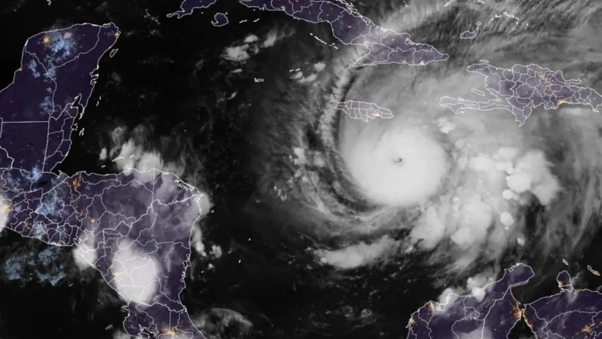 “Melissa, la furia del Caribe: Jamaica se prepara para el huracán más poderoso en décadas”
