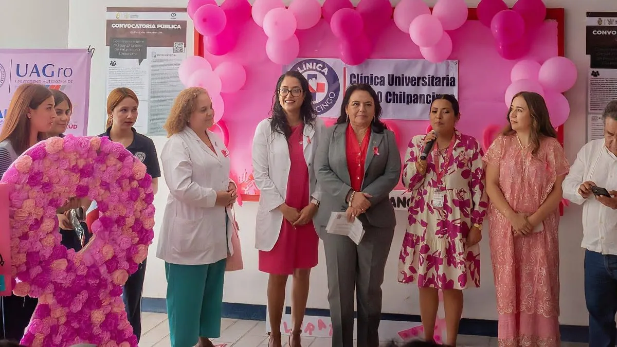 Feria Rosa de la UAGro promueve la salud y el autocuidado en la comunidad universitaria