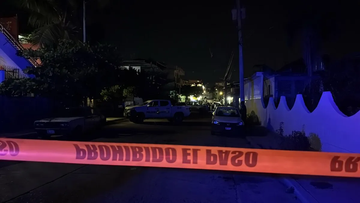 Asesinan a una mujer en Paso Texca y dejan mensajes del crimen organizado