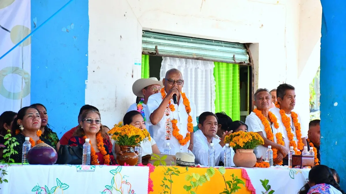 Buscan preservar el náhuatl en Guerrero durante congreso en Huamuxtitlán