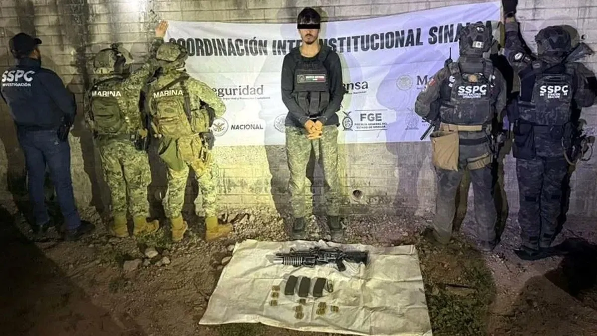 Golpea operativo federal a "Los Chapitos" en Sinaloa: cae Filiberto “N” y aseguran arsenal de alto poder