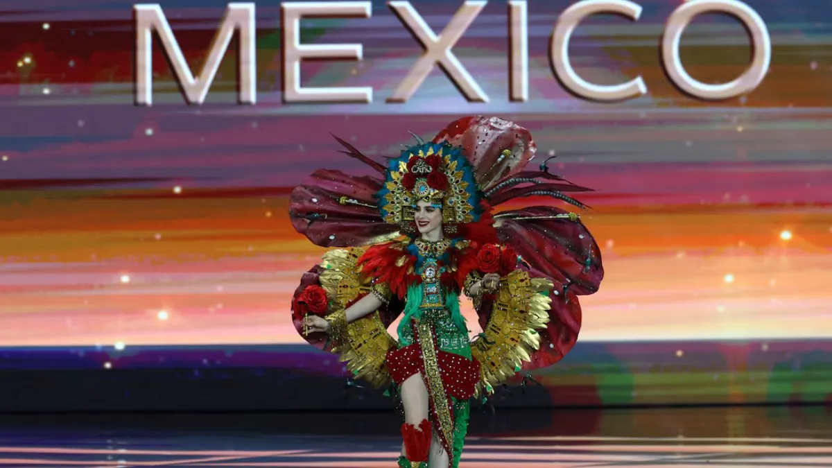 Fátima Bosch rompe polémicas y da a México su cuarta corona de Miss Universo