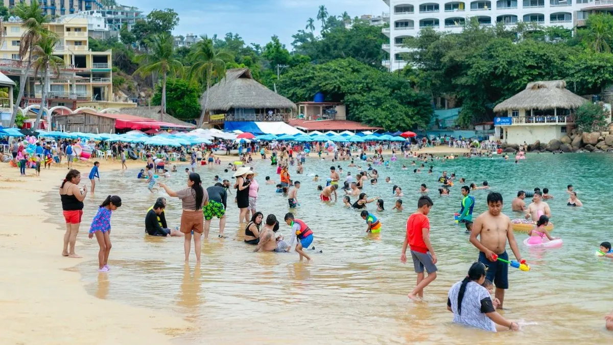 Guerrero registra más de 100 mil visitantes durante el Puente Revolucionario 2025