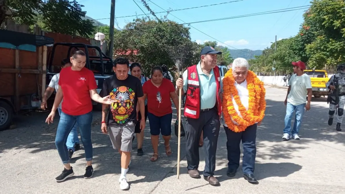 Supervisa alcalde Gustavo Alarcón condiciones de panteones en Chilpancingo