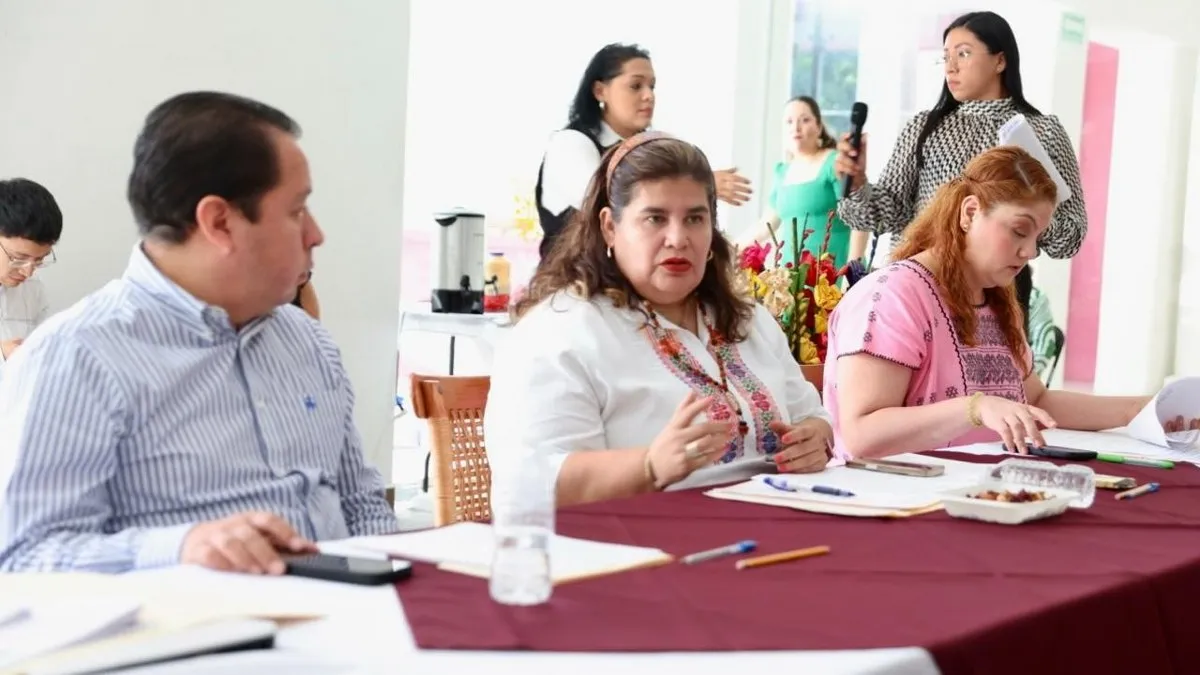 Desconocen colectivos la Comisión para actualizar calendario cívico de Guerrero