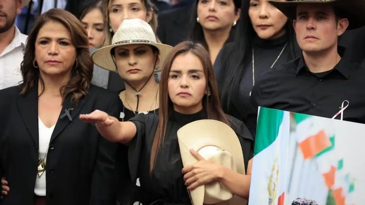 El CJNG amenaza a la viuda del alcalde asesinado en Uruapan