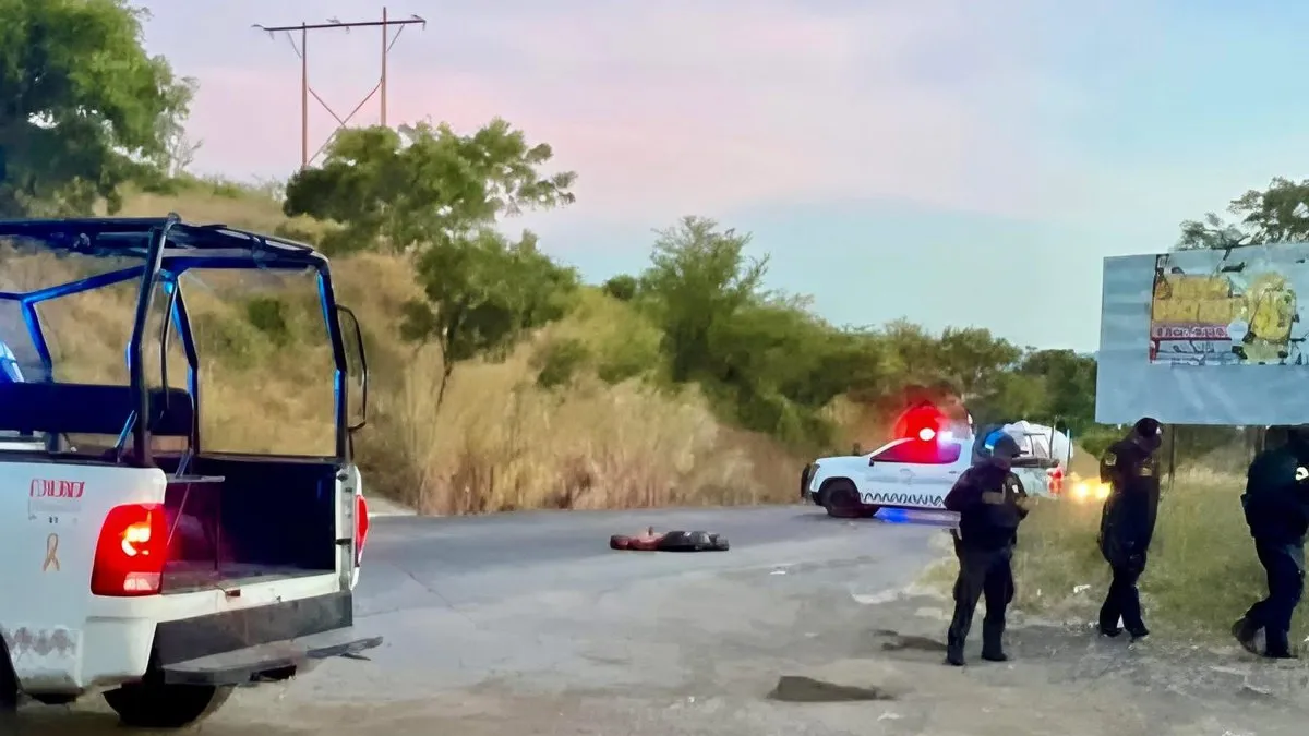 Localizan a militar torturado y sin vida en la carretera Iguala–Chilpancingo